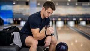 Fitness Lanes featured image for The Best Grip Strength Training to Improve Bowling Ball Control